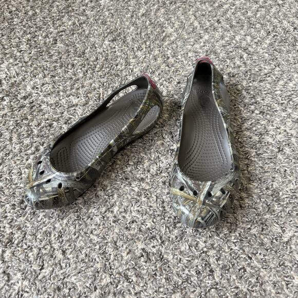 Crocs Kadee Realtree flat Women's Size 7 Camouflage Shoe EUC - Picture 1 of 7